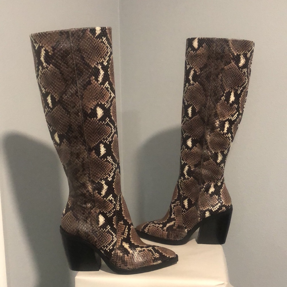 New Vince Camuto Gravana Python Boot - image 5